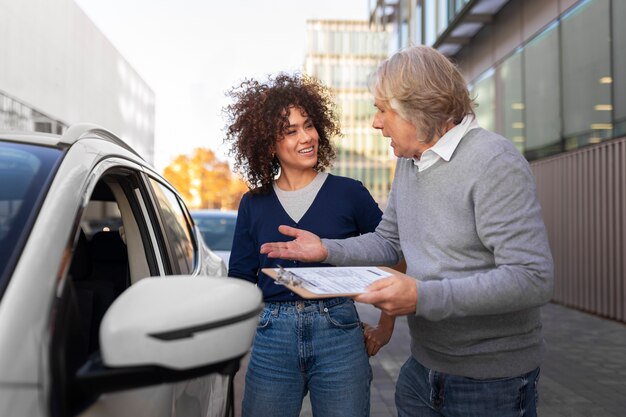 Jakie korzyści przynosi leasing samochodu dostawczego?